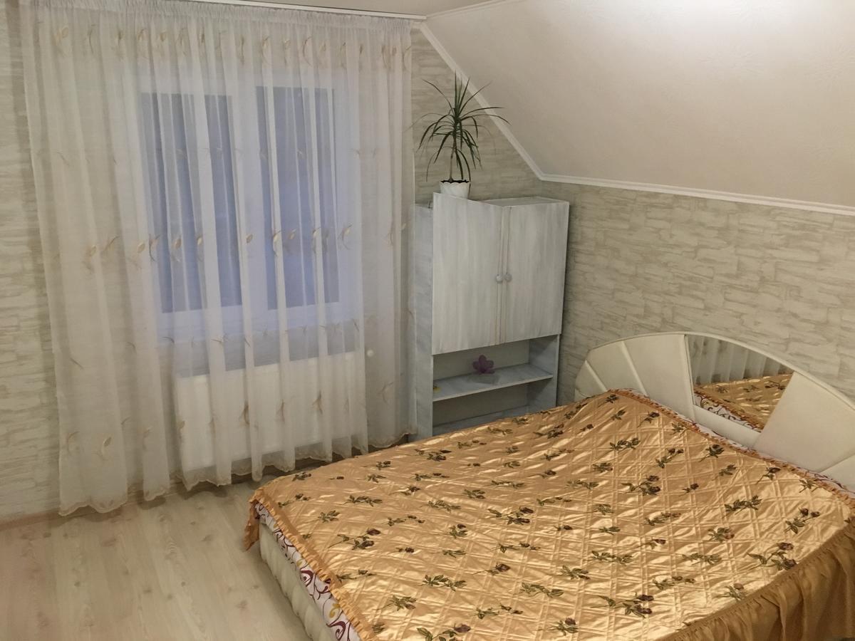 Vacation Home Lubov Kamianets-Podilskyi Exterior foto